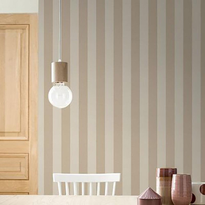 Wide Striped Wallpaper in Gold And Cream 