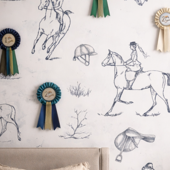 Girls Horsey Themed Bedroom Wallpaper
